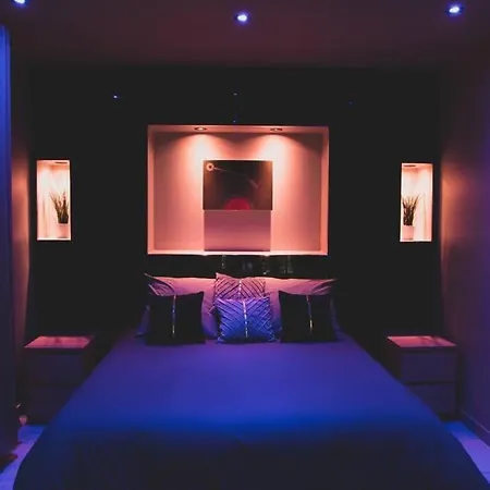 شقة Amo - Private Jacuzzi - Sauna - Free Parking Gières